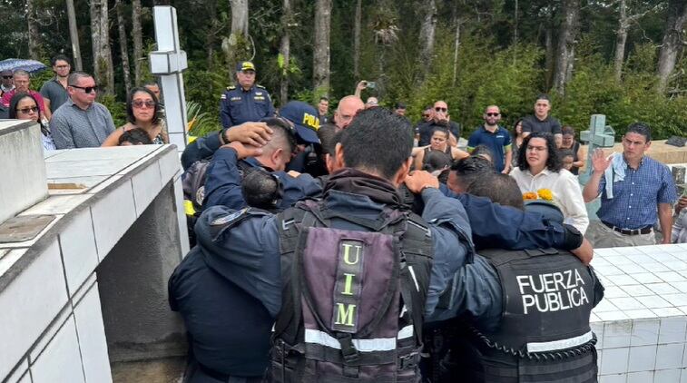 Funeral del oficial Roger Hernández Chacón. Foto MSP