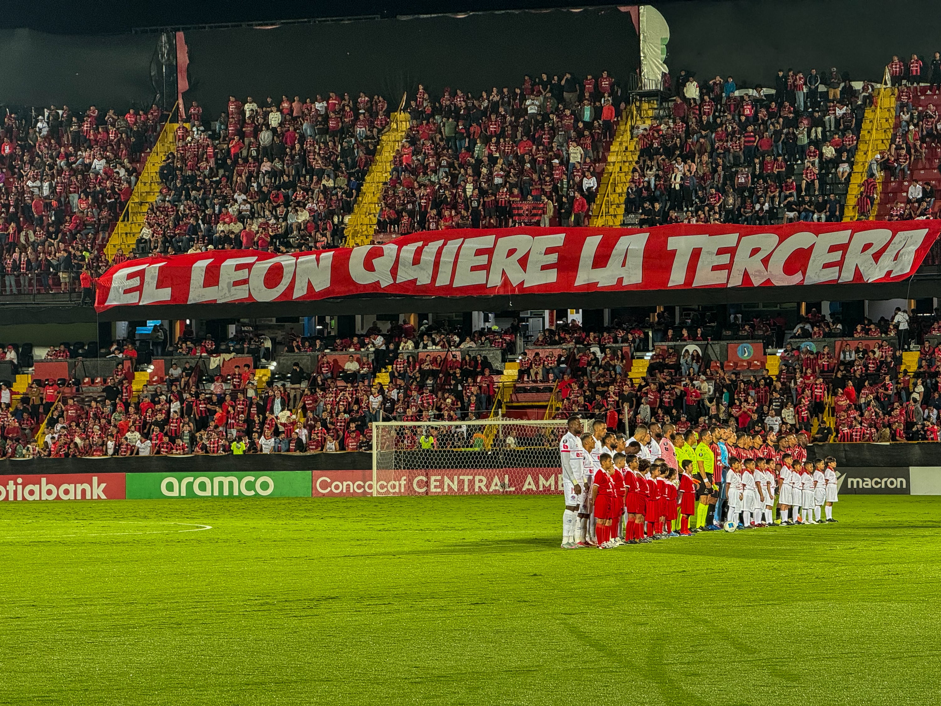 23/10/2025, Alajuela, Estadio Alejandro Morera Soto, partido de la semifinal de la Copa Centroamericana, entre Liga Deportiva Alajuelense y el Olimpia de Honduras.