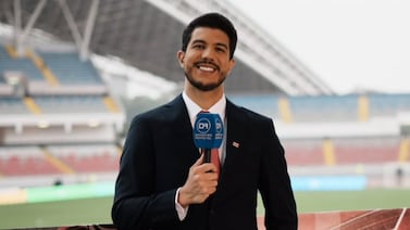 Melissa Durán “cantó” una verdad oculta de Rodolfo Mora durante la celebración de Alajuelense