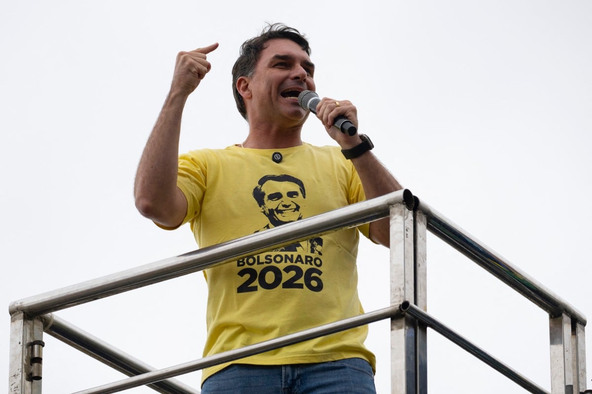 (Archivo) Flávio Bolsonaro buscará seguir en los pasos de su padre, Jair Bolsonaro, por la presidencia de Brasil.