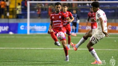 San Carlos vs Saprissa: ¿A qué hora y por cuál canal ver el partido de este domingo?