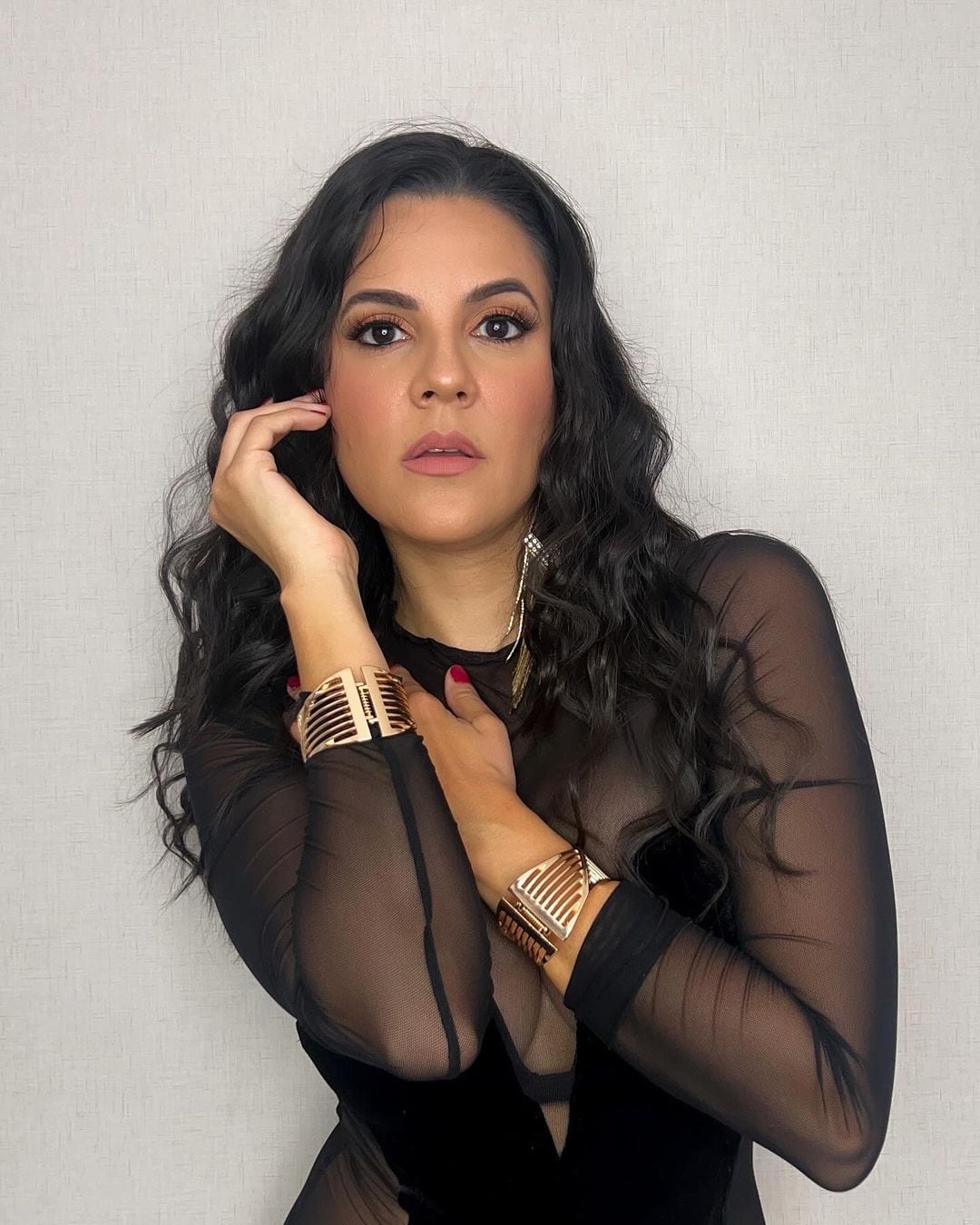 Cantante Vanessa González y su abuelo Beltrán Leal.