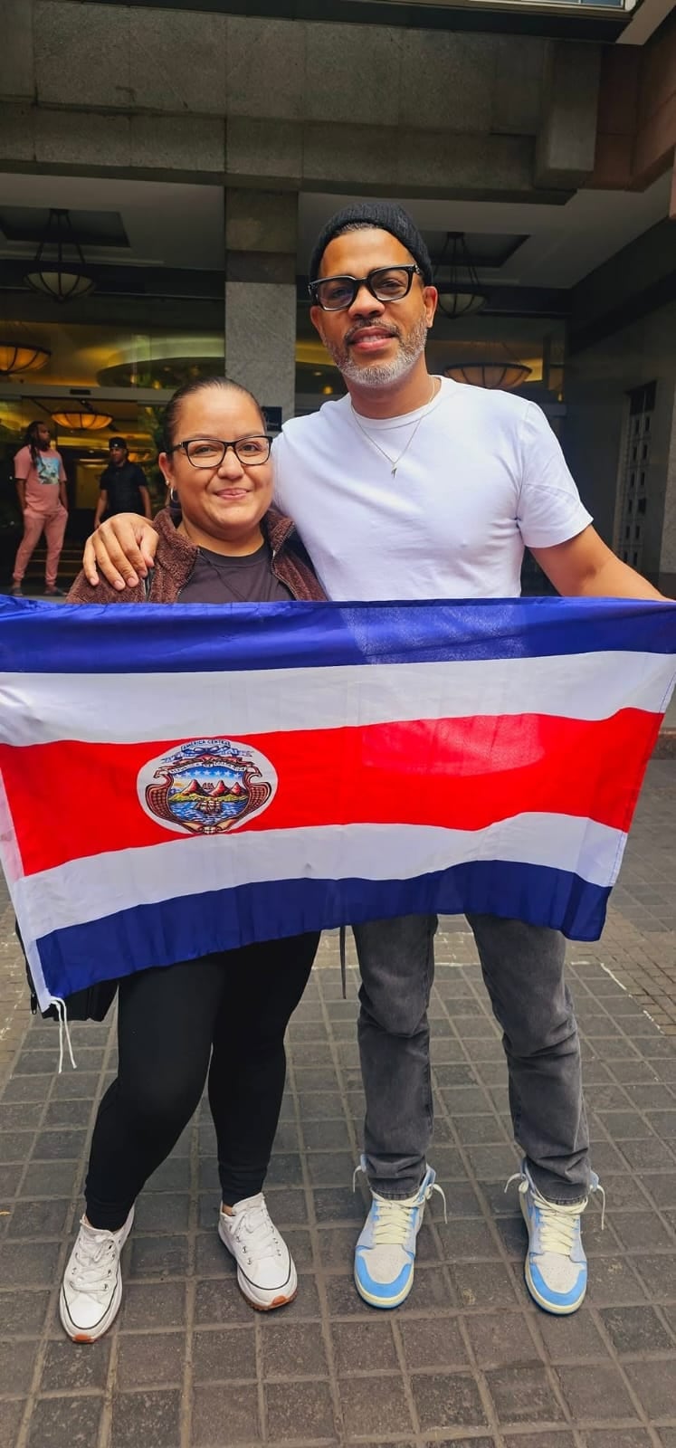 Tatiana Rodríguez Mora lleva 24 años siguiendo la carrera de Romeo Santos y ha viajado por distintos países para verlo.