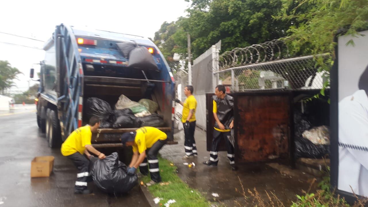 Don Bolivar Sánchez Alvarado estuvo en julio pasado cinco días en una Unidad de Cuidados Intensivos (UCI) en el hospital Calderón Guardia