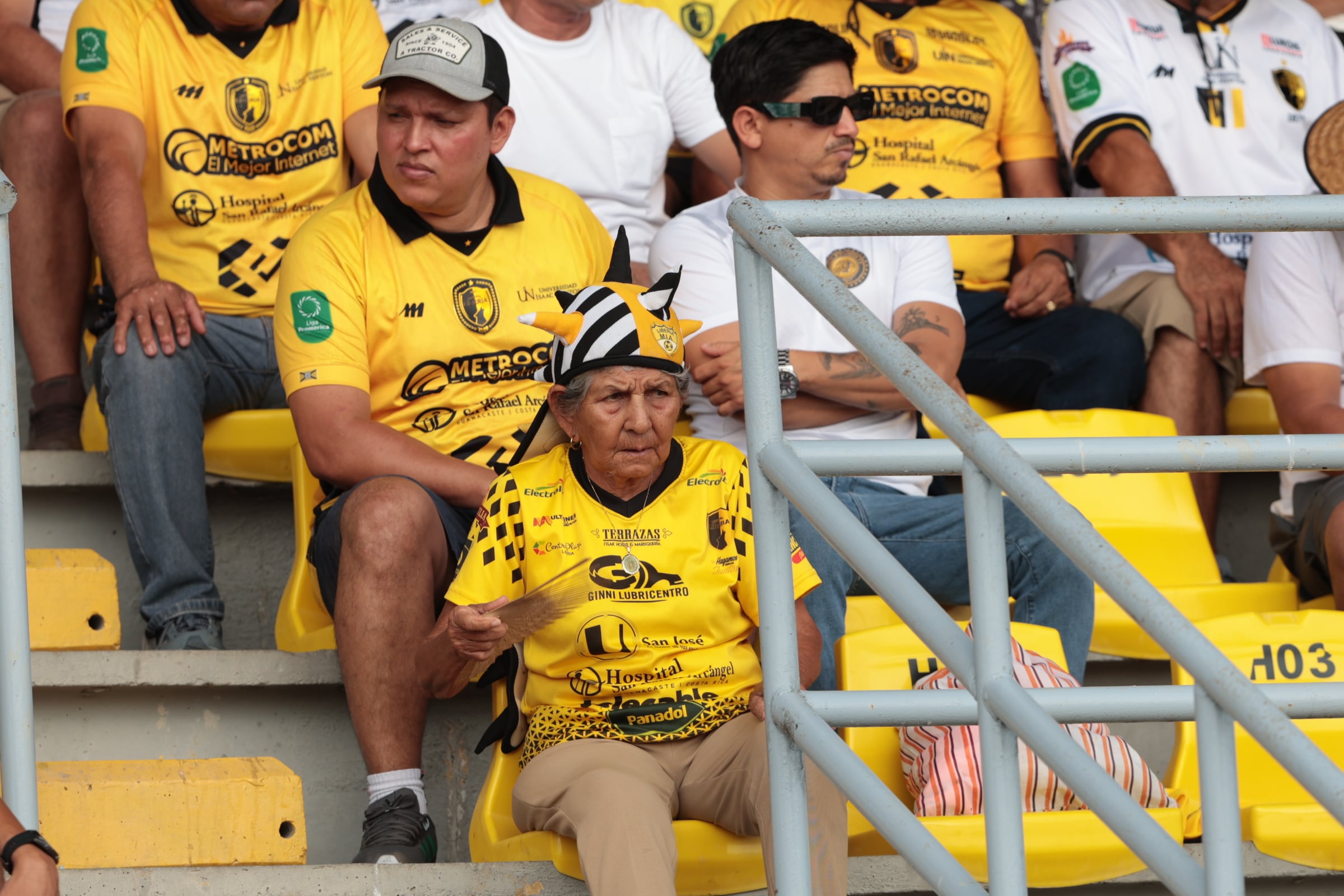 26/04/2026/ juego entre Municipal Liberia vs Liga Deportiva Alajuelense por la jornada 18 del torneo clausura en el estadio Edgardo Baltodano de Liberia / foto John Durán