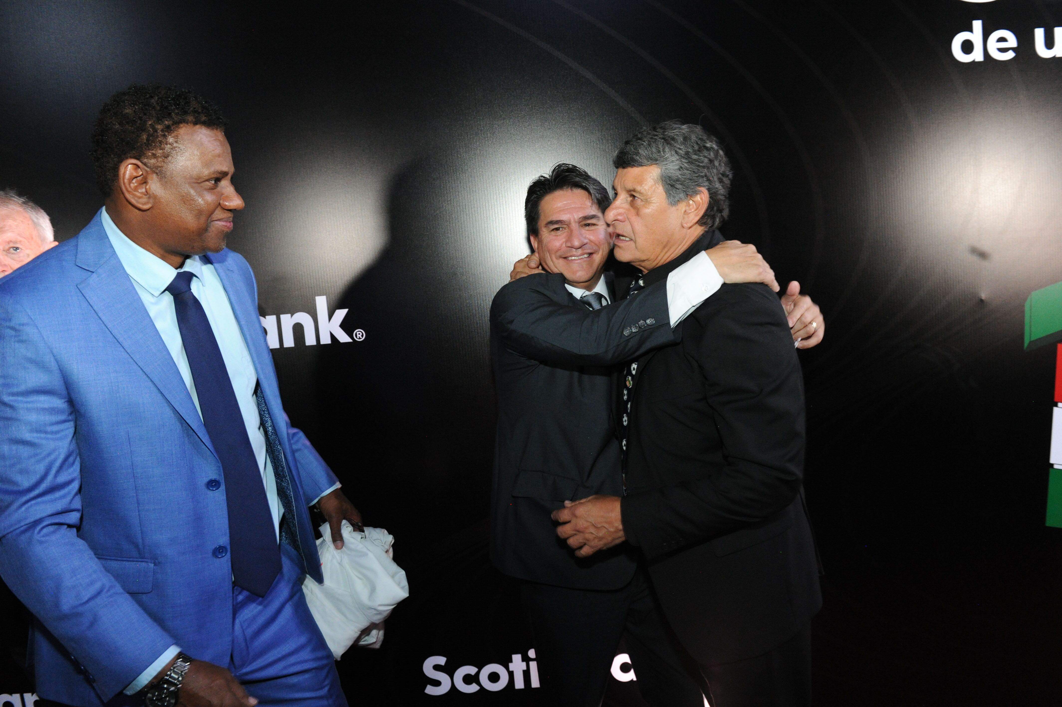 HOMENAJE A LOS MUNDIALISTAS TICOS Y A "BORA" MILUTINOVIC .