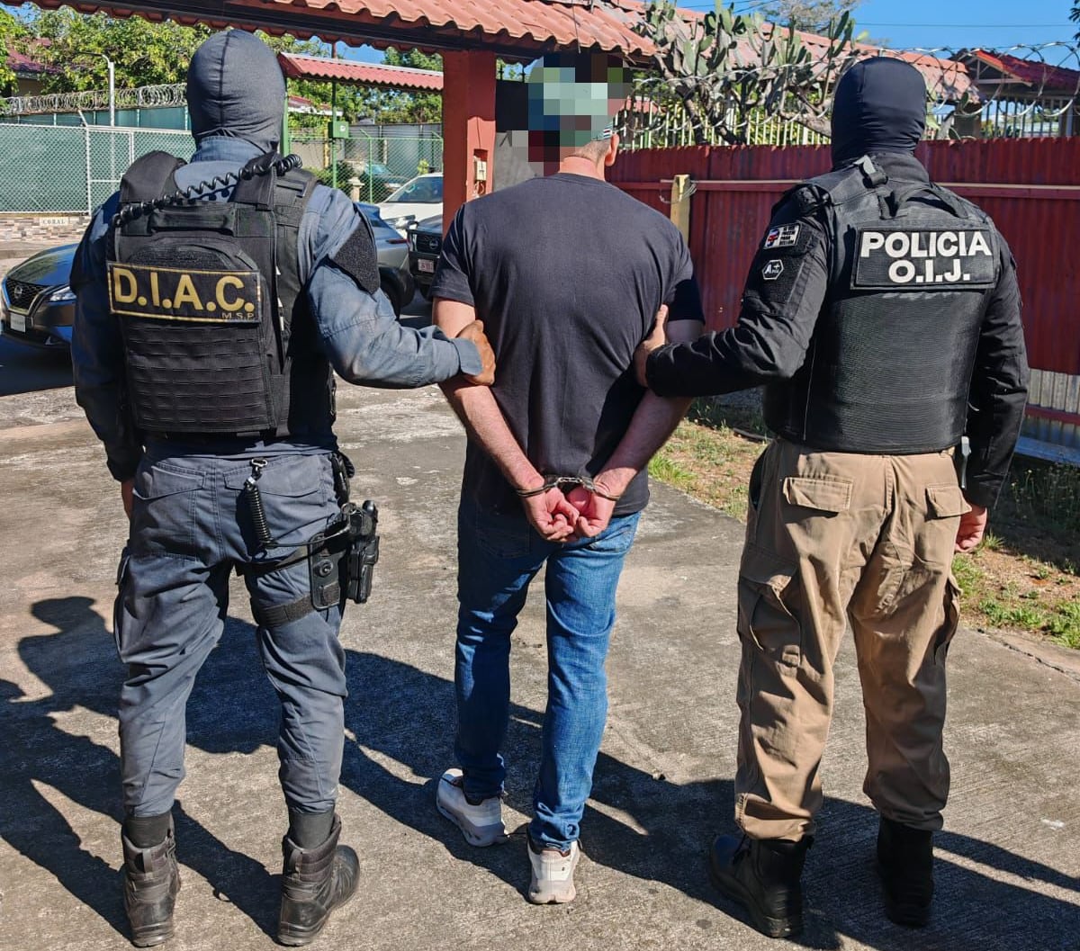 Un falso ingeniero fue detenido como sospechoso de estafas. Foto: OIJ