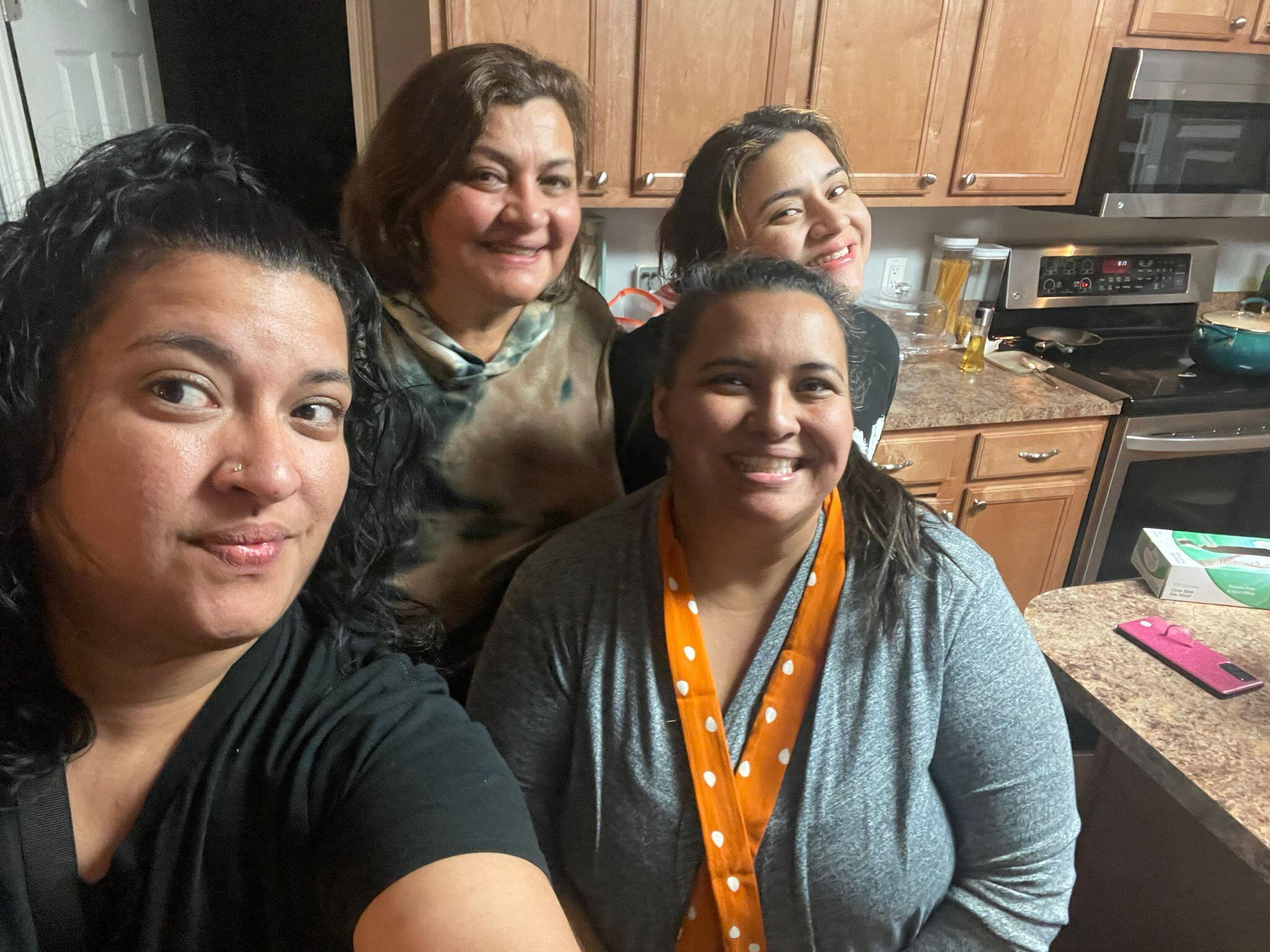 El huracán Milton golpeó fuertísimo a Florida, Estados Unidos y una familia tica que vive en Tampa pasó lo que ellos consideran “la peor noche de nuestras vidas, una noche terrorífica”, a pesar de que tienen 30 años viviendo en Gringolandia.