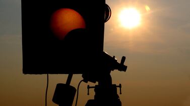 ¿Es recomendable ver el eclipse junto a los más pequeños de la casa? Esto dicen los expertos