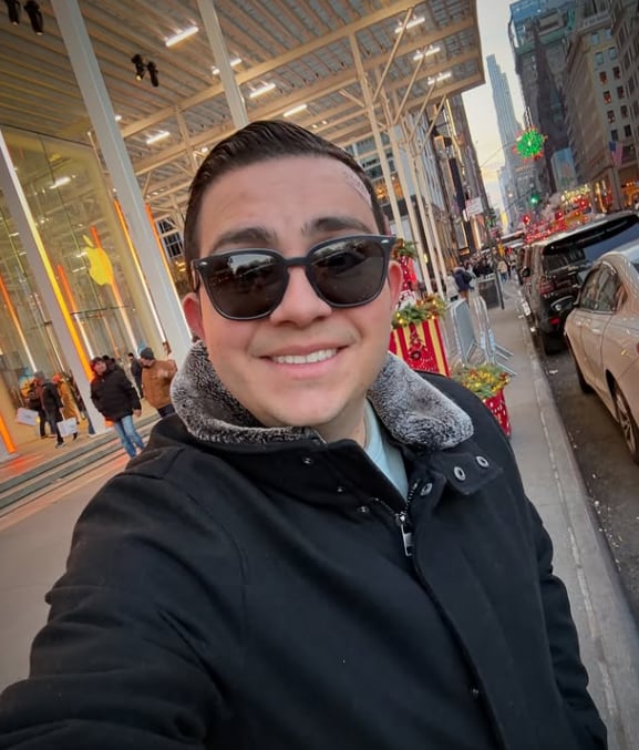 Elías Alvarado, corresponsal de Telenoticias en Nueva York.