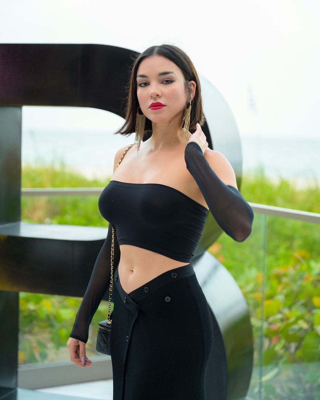 Linda Liz es la hija mayor de Lynda Díaz. Tiene 30 años.