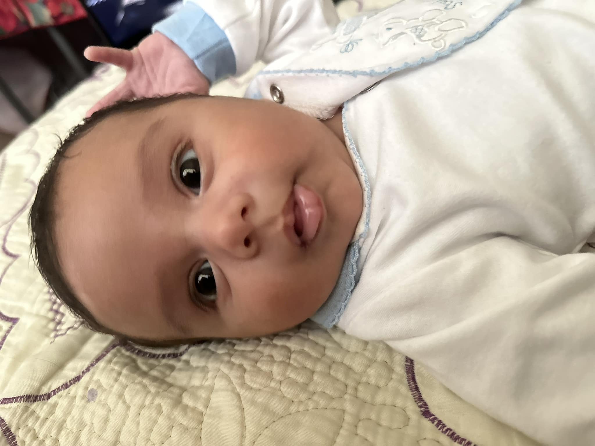 Joselyn Chacón muestra fotos de su bebé que ya tiene tres meses