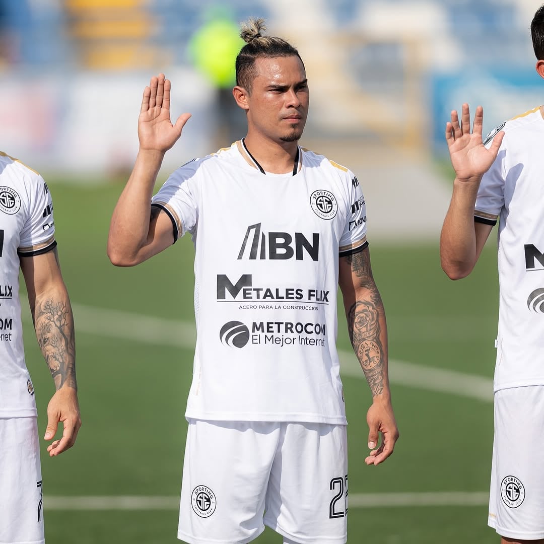 Youstin Salas habló de su salida del Saprissa y cómo se siente en el Sporting. Instagram.