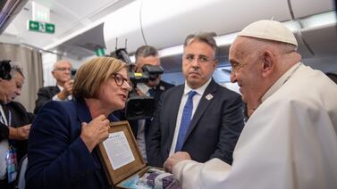 El papa Francisco recibió un sencillo e inesperado regalo desde Costa Rica