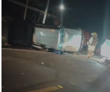 Un fuerte accidente atienden los bomberos en Quebrada Ganado