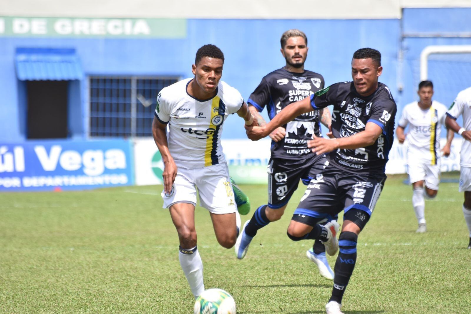 Grecia - Guadalupe. Prensa GFC