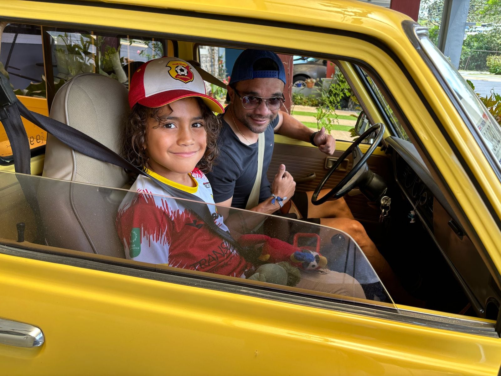 Manuel Alvarado y su Toyota 1000.