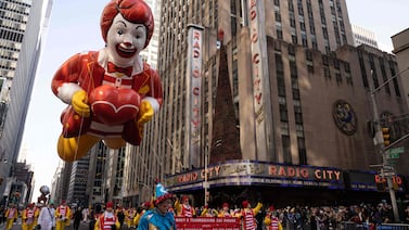 Globos gigantes al mejor estilo de Nueva York: propuesta que analiza la Municipalidad para el Festival de la Luz
