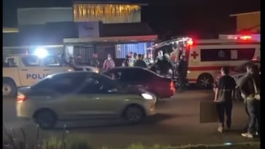 Horror en barbería: niño de 7 años casi muere a manos de joven de 13 años que habría desatado terrible ataque