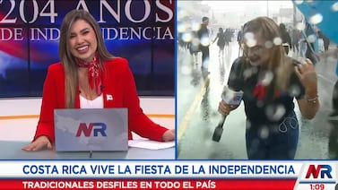 (Video) Periodista de Repretel deja transmisión botada por algo que le dio por la lluvia