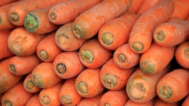 ¿Comer zanahoria por las noches le ayuda a bajar de peso?