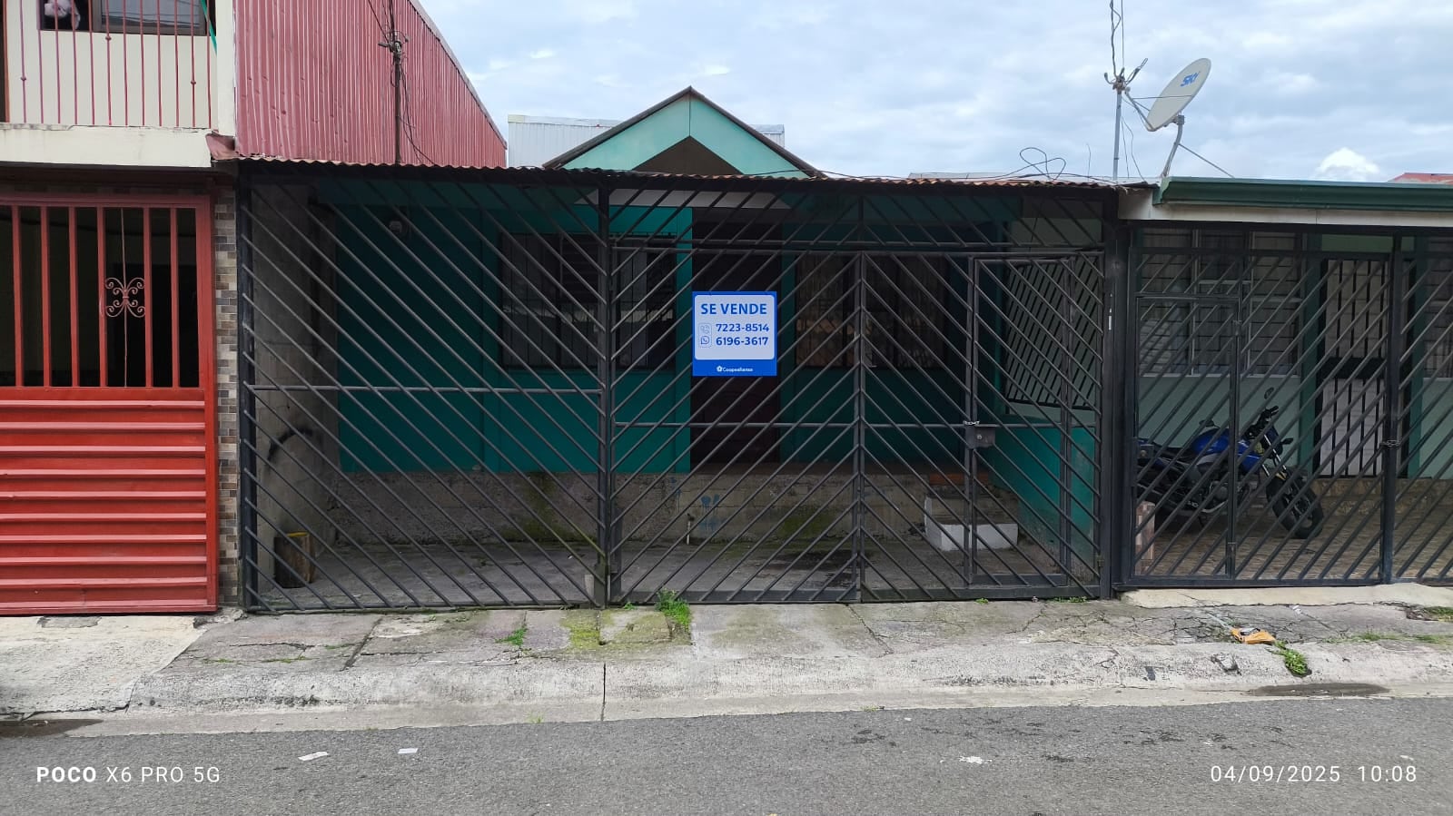 Lote con construcción en Cartago