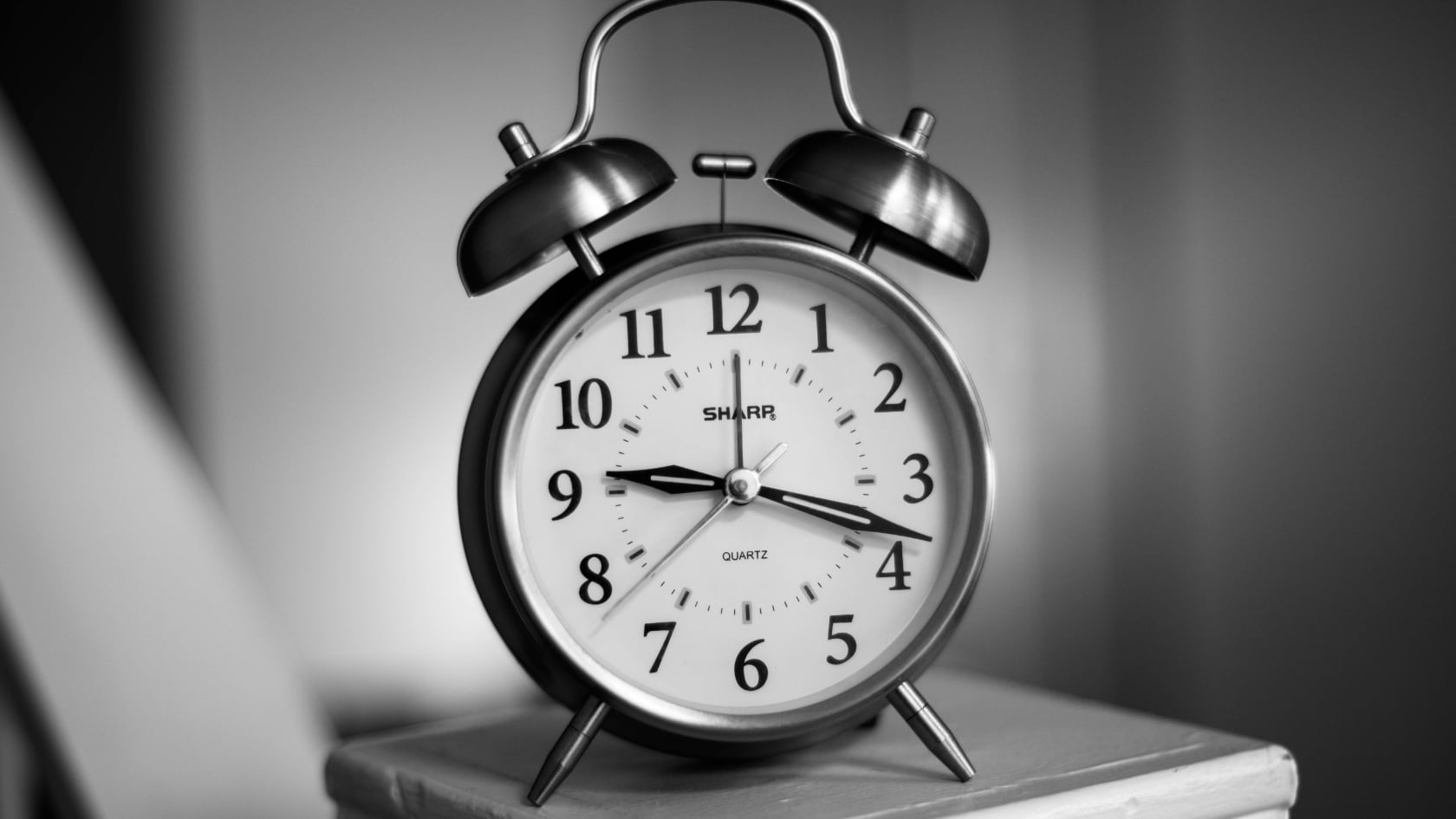 El reloj se atrasa una hora el domingo 2 de noviembre en Florida; revise qué dispositivos cambian automáticamente y qué efectos tendrá en su rutina.