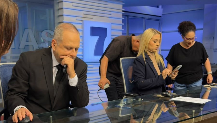 Stefanía Colombari es la nueva presentadora de Telenoticias, pero igual seguirá en 7 Días.