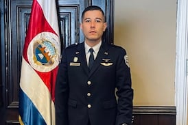 “Me agüevó, pero no me voy a callar”: Piloto David Damazzio habla del duro castigo por opinar en redes sociales