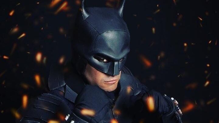 Ronny Arce Navarro tiene 40 años y desde hace 17 se viste de Batman con trajes que él mismo hace. En la foto con Tiffany Vega, la hermana, quien está vestida de Harley Queen.