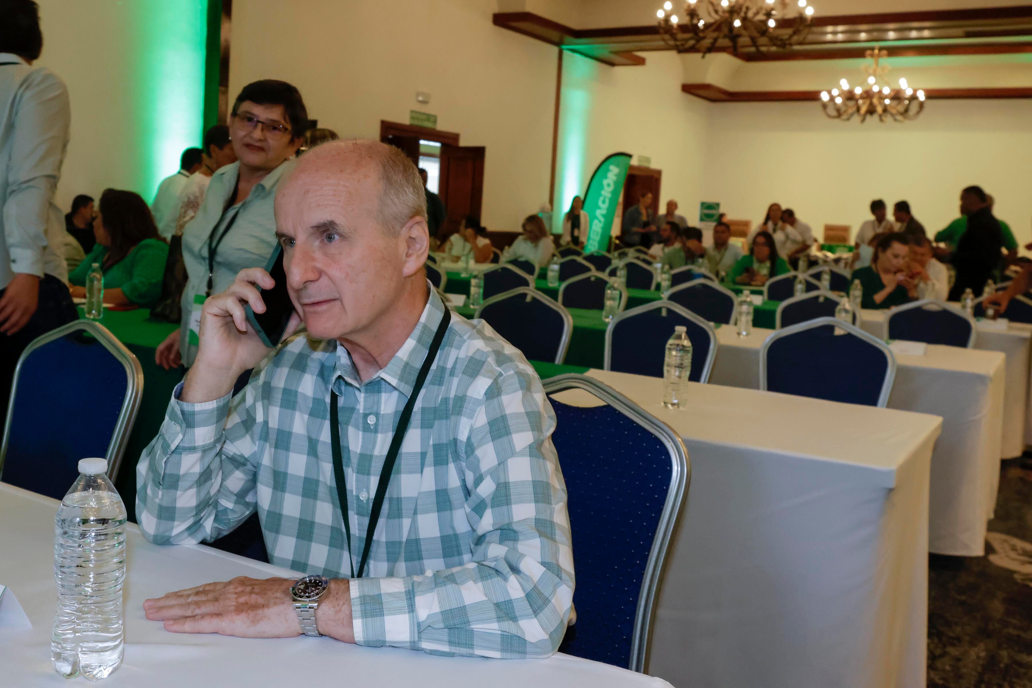 02/09/2023. Hotel Double Tree by Hilton, Belén. Hora: 09:00 a.m. El Partido Liberación Nacional (PLN) celebra este sábado su Asamblea Nacional en el Hotel Double Tree by Hilton en Belén, Heredia. En la foto, el candidato a alcalde por Alajuela, Humberto Soto. Fotos: Mayela López