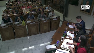 ¿Tiene un concejo municipal poder para suspender a un alcalde? Asociación de Alcaldías fija posición
