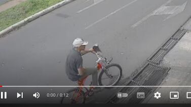 Buscan a hombre que le enseñó sus partes íntimas a una menor de edad