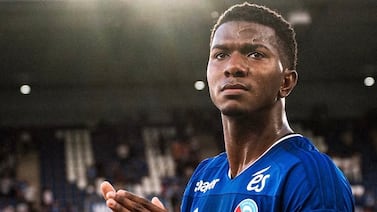 Jeyland Mitchell brilla con el Estrasburgo y supera una marca que tenía Keylor Navas