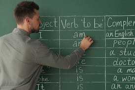 Gobierno anuncia alianza con Open English para darle clases de inglés gratis a miles, ¿cómo participar?