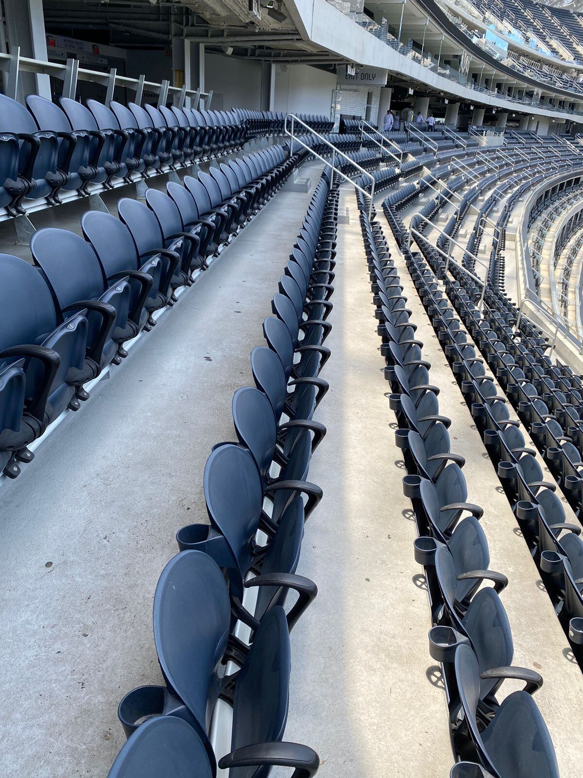 El estadio puede albergar 70 mil personas.