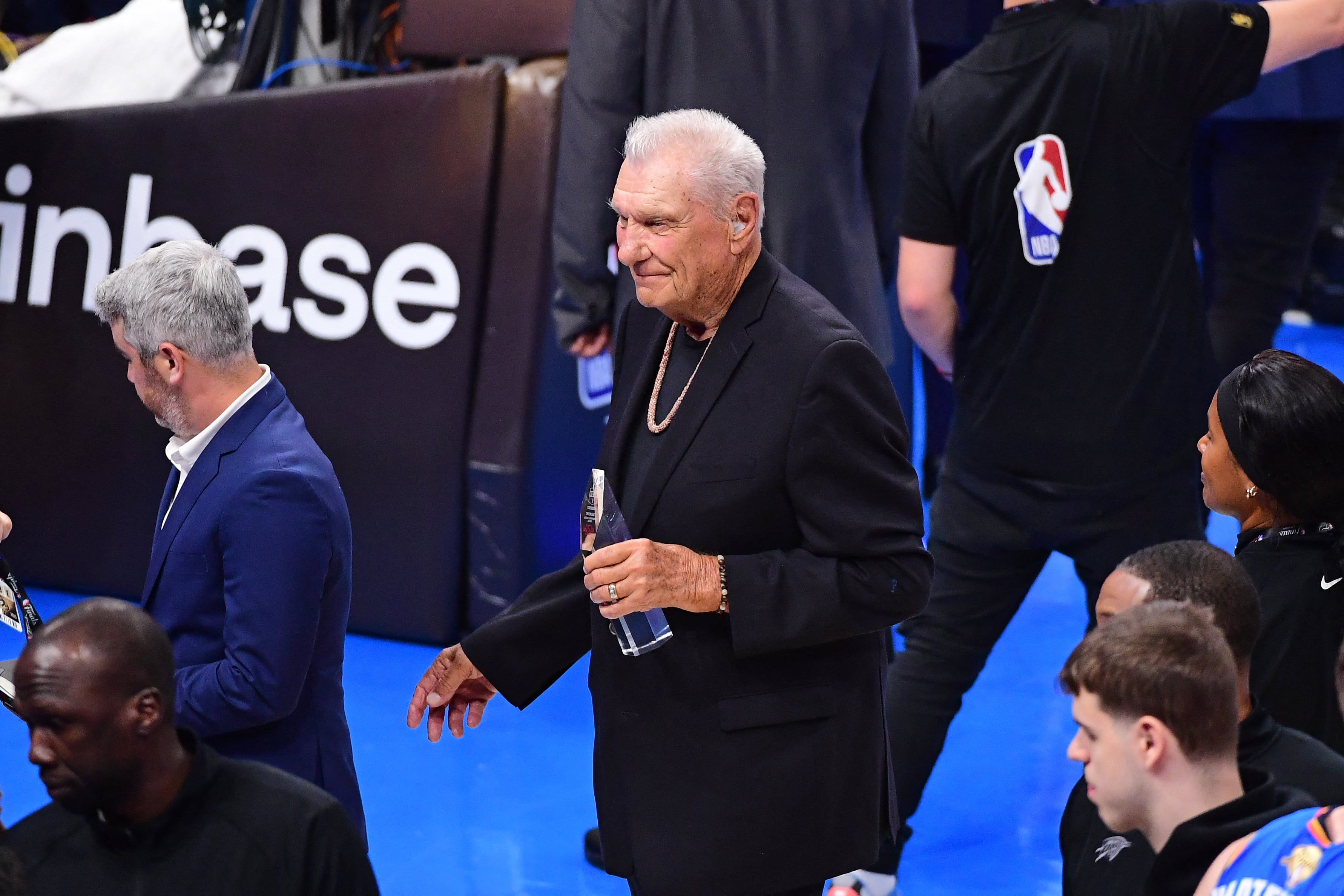 Don Nelson -fallecido este 9 de agosto- recibió el año pasado el premio Chuck Daly de la NBA, que se entrega a figuras históricas del baloncesto estadounidense.