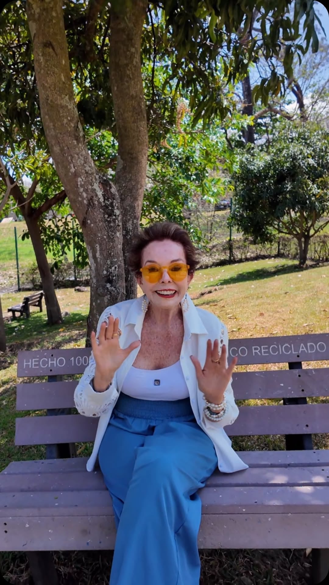 La experta en moda y exparticipante de Dancing with the Stars, Amanda Moncada, cumplió años este 18 de marzo y la fecha la celebró con un lindo mensaje en que bromeó respecto al paso que lleva rumbo al centenario de vida.