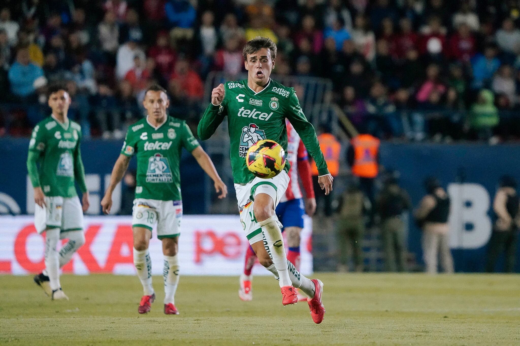 El uruguayo de ascendencia italiana, Nicolás Fonseca, de 26 años, vivió uno de los peores días de su vida cuando le robaron el carro