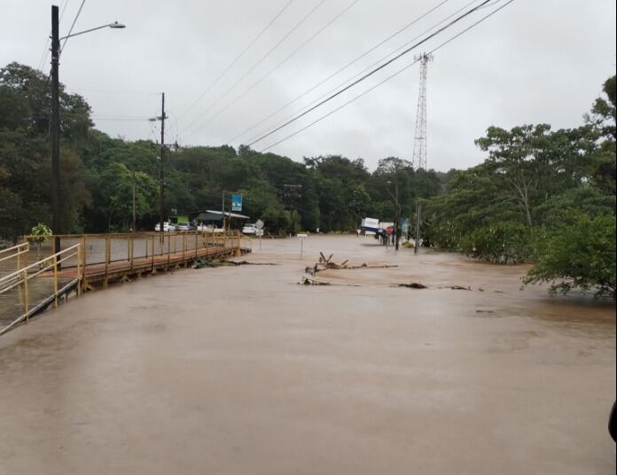 Inundaciones Agua Buena de Coto Brus