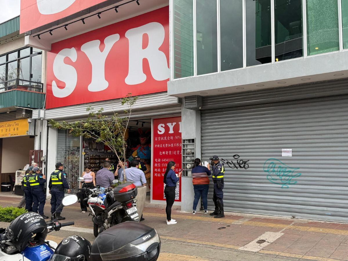 Tiendas SYR se llevarón un duro golpe, luego de las autoridades determinaran que no respetan sus obligaciones como patronos.
