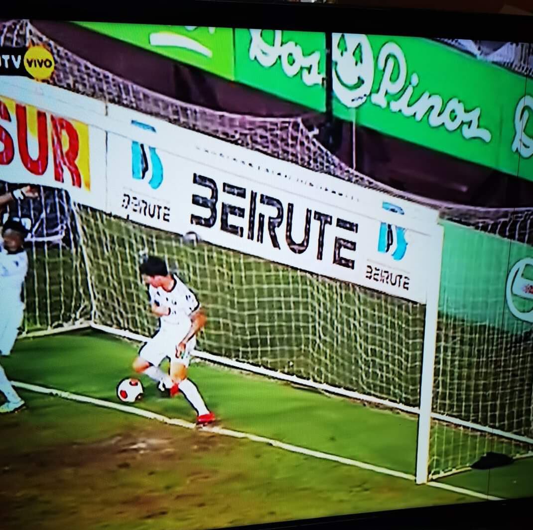 Jugada de Ariel Soto, jugada en el Ricardo Saprissa