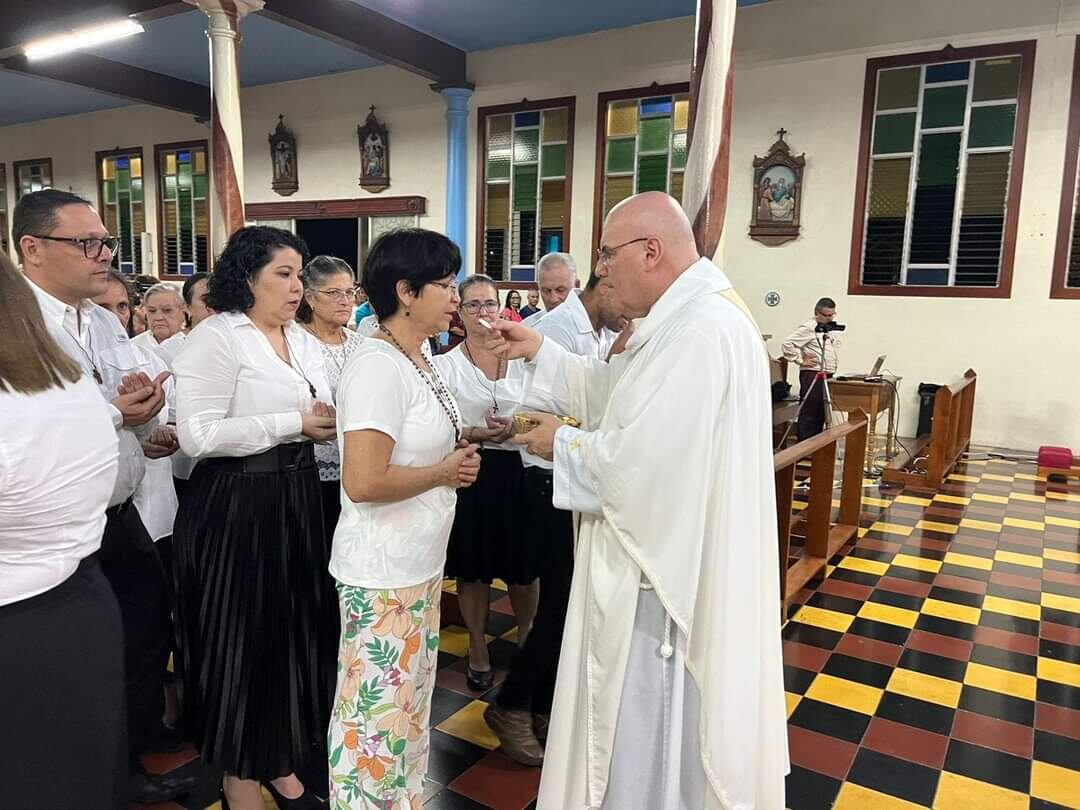 La Solemnidad de Nuestro Señor Jesucristo Rey del Universo, la celebran todos los católicos del mundo este domingo 24 de noviembre; también es conocida como la Fiesta de Cristo Rey.