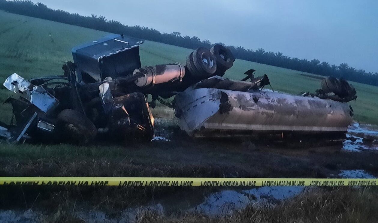 Abogada Emily Vega Espinoza fallece en choque en La Cuesta de Corredores. Foto cortesía.