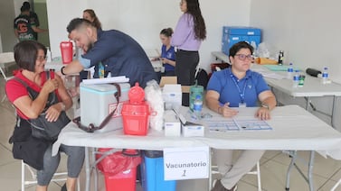 Salud anuncia nueva jornada de vacunación contra la fiebre amarilla para viajeros a Colombia