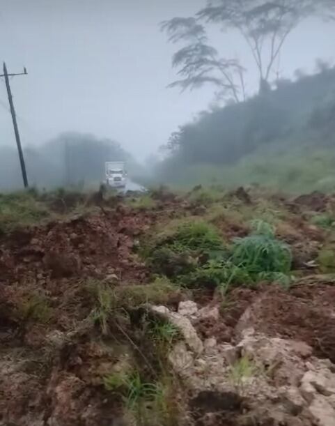 Ruta 126 Varablanca cerrada por deslizamiento