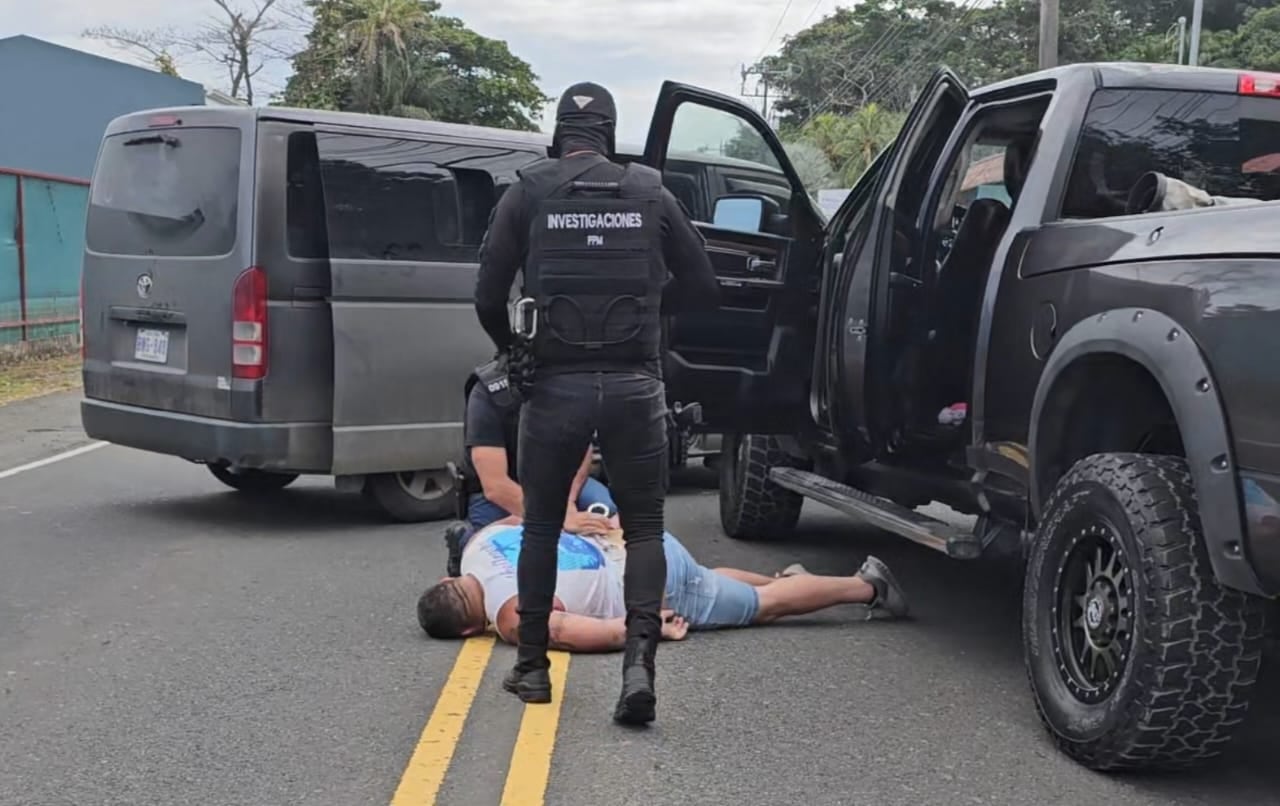 Yunis es un empresario conocido en Limón por ser dueño de varios negocios.