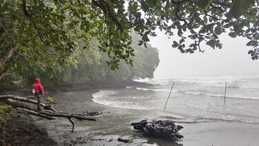 ¡Triste final! Hallan cuerpo de extranjero que fue arrastrado por el mar