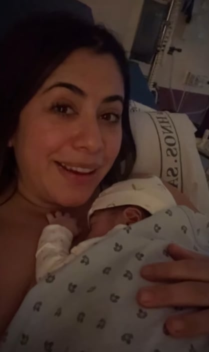 Gabriela Durán y Kevin Barrantes, experiodistas de Teletica, ya tienen a su hija Victoria entre sus brazos tra su nacimiento este 16 de diciembre.