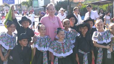 Día de la Independencia: alcalde de San José hizo un fuerte reclamo al iniciar los desfiles patrios